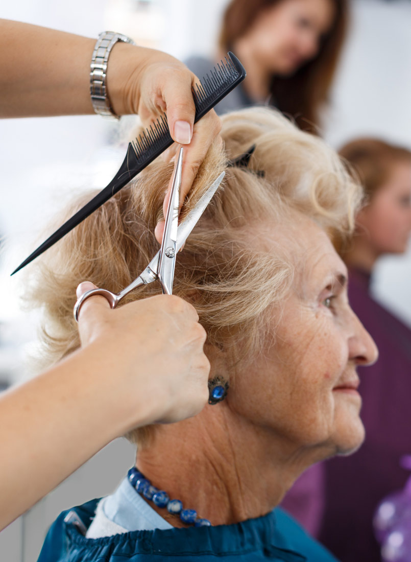 Friseur und Fußpflege im Altenheim in Scheidegg